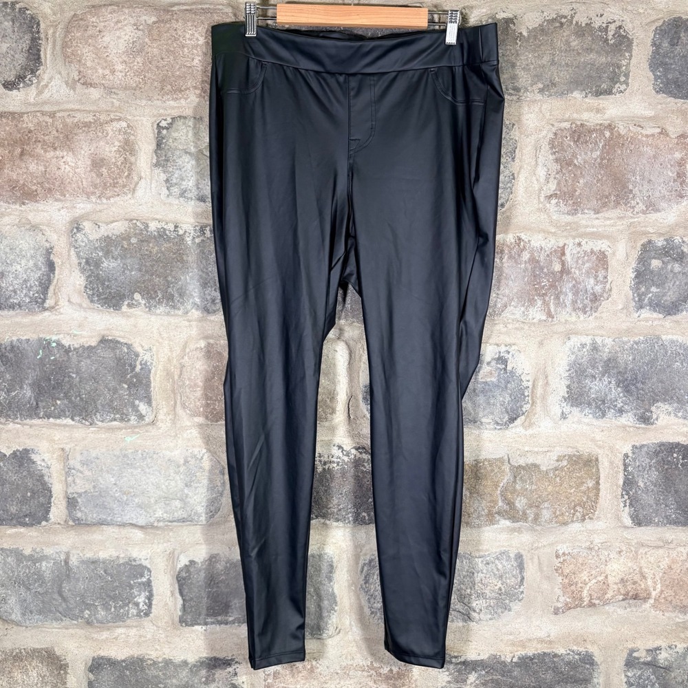 Torrid Faux Leather Leggings Pants Black Woman's Plus Size 2X Pull On Sexy Moto